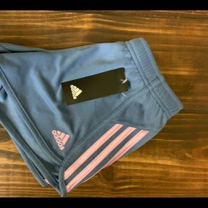 Girls Sz 7/8 nwt Adidas shorts